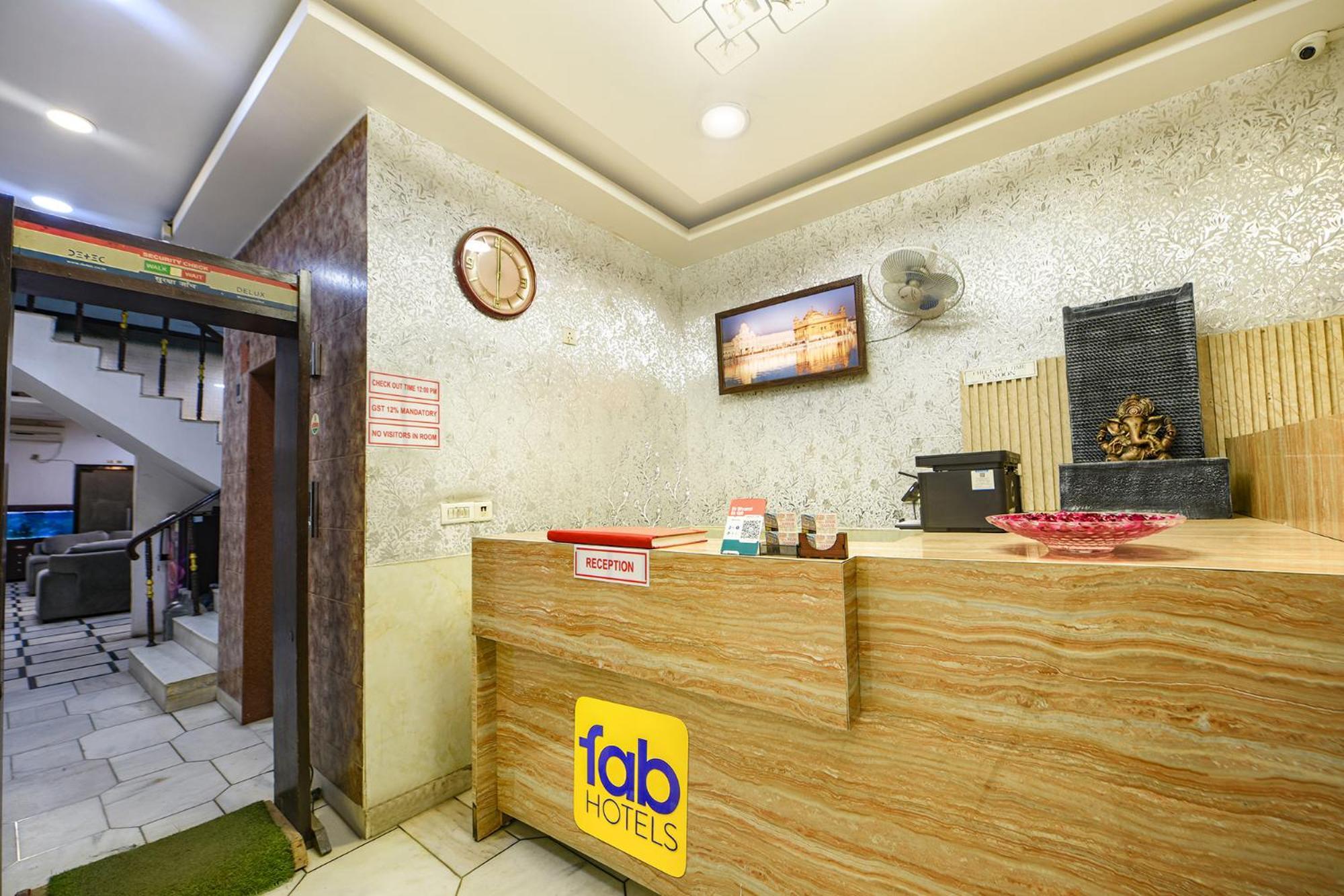 Oyo22154德里达巴酒店 外观 照片