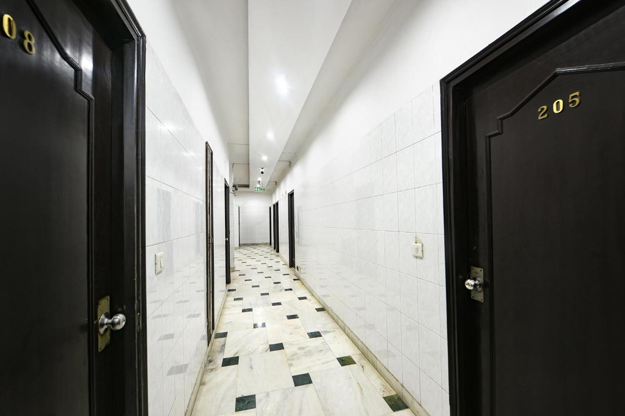 Oyo22154德里达巴酒店 外观 照片
